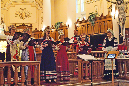 SLAVA chamber choir returning to its roots