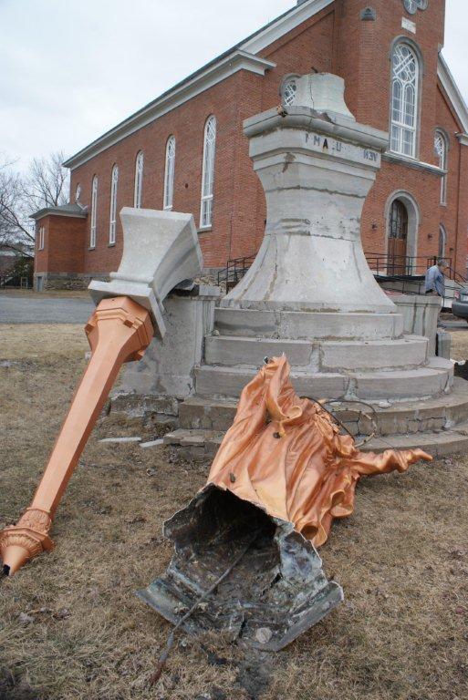 Richmond memorials vandalized