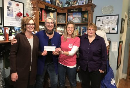 Louise Penny stops in  at Brome Lake Books