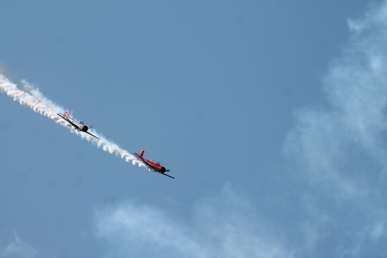 Thousands turn out to Eastern Townships Air Show
