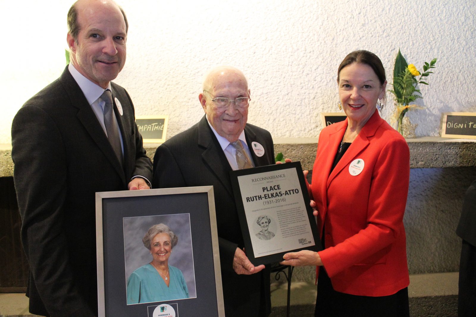 Ruth Atto honoured as first of CHUS’ “great volunteers”
