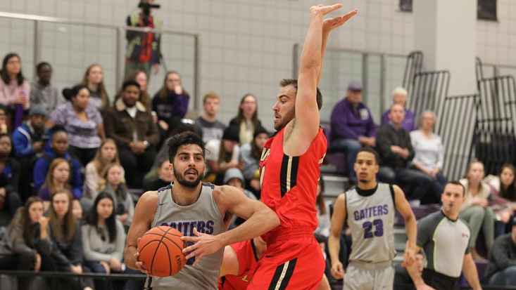 Third time’s a charm: Bishop’s men’s basketball starts off 3-0