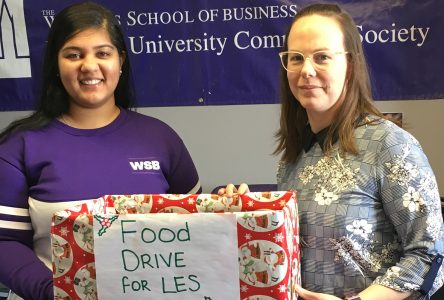 Bishop’s Commerce Society rallies for LES food drive