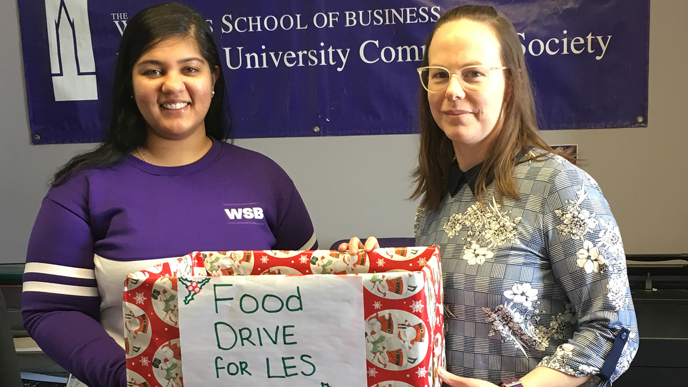 Bishop’s Commerce Society rallies for LES food drive