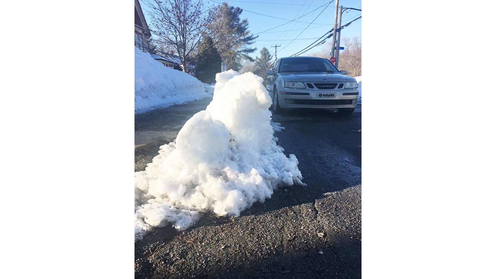 Sherbrooke snowbanks left to melt on their own