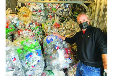 Non-profit collects recyclable items to tackle food insecurity