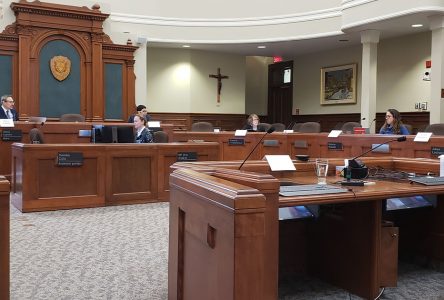 Sherbrooke city hall crucifix removal vote set for October