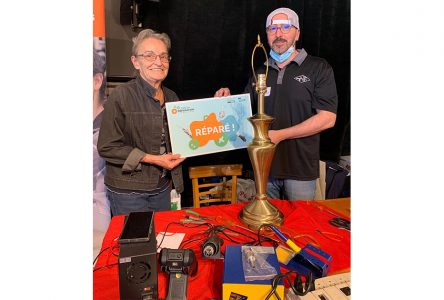 Lennoxville “repair café” offers tools to dismantle planned obsolescence