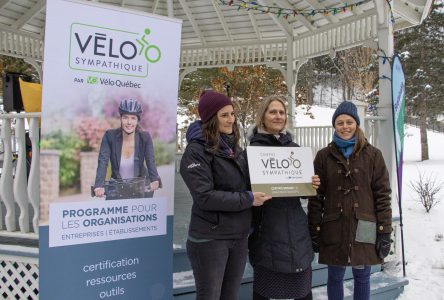 Vélo Québec awards Bronze certification for BU campus bike friendliness