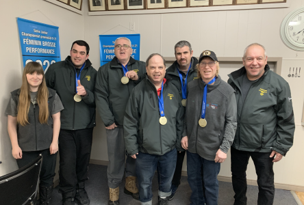 Estrie Special Olympics curlers bring home the gold