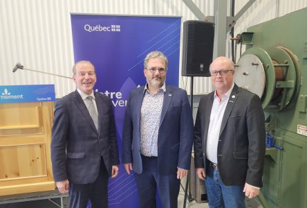 Province funds research into asbestos mineral extraction