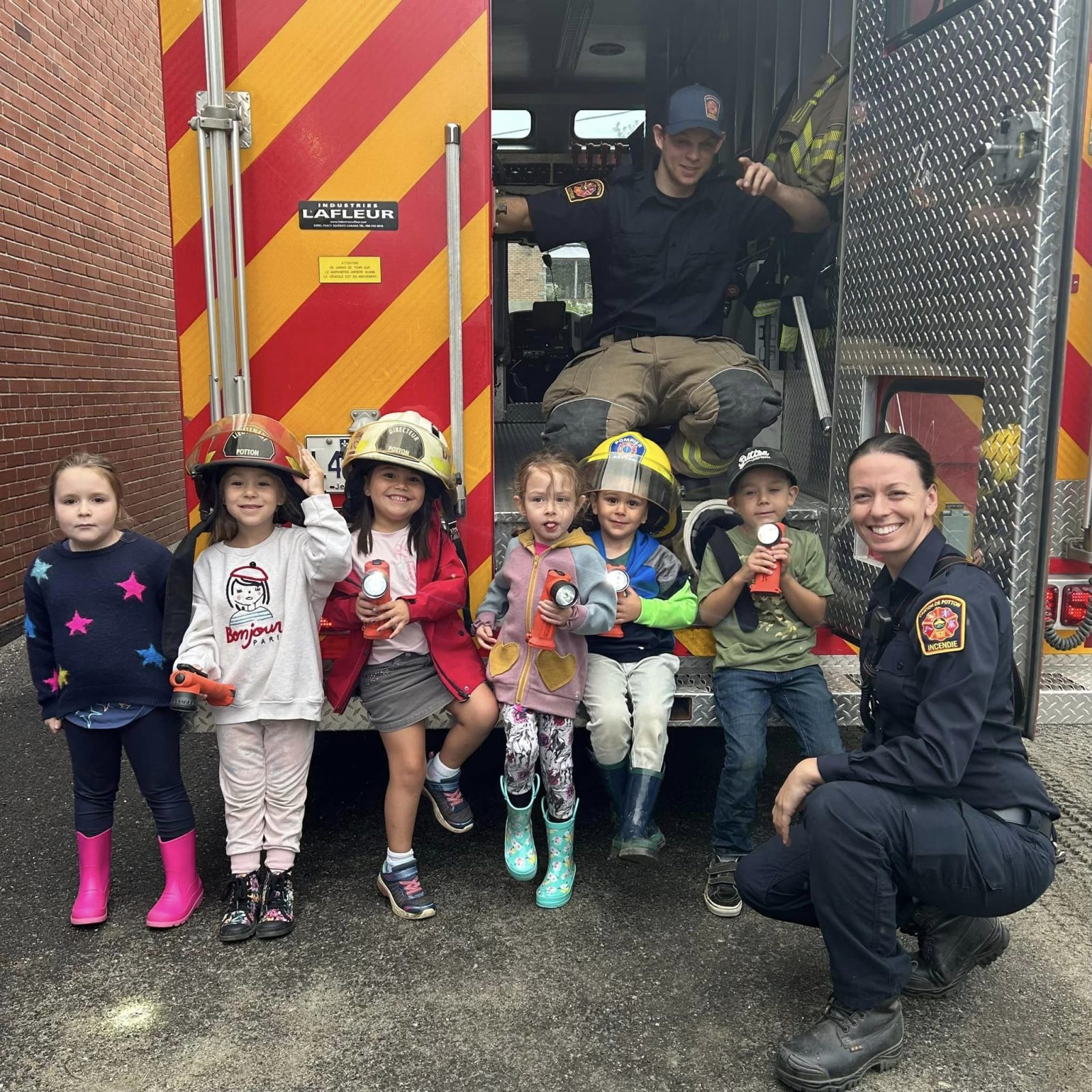 Potton fire department visits Mansonville Elementary School pre-k and kindergarten students