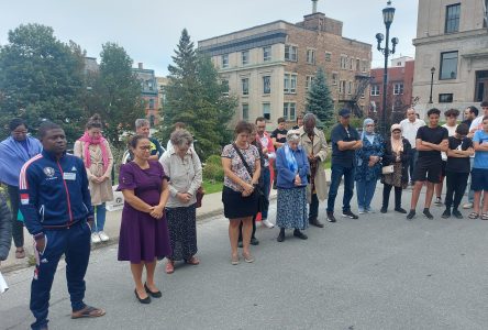 Sherbrooke residents gather in a show of solidarity for Morocco and Libya