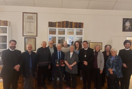 Dedication of new theological library held at St. George’s Lennoxville